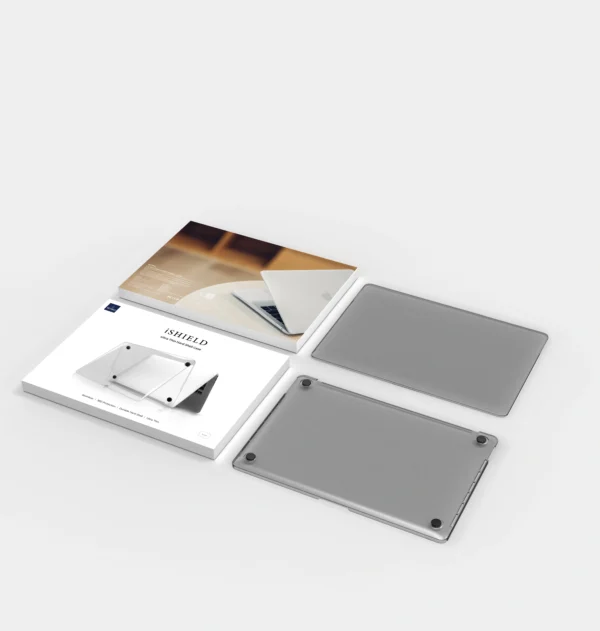 ⁦MacBook New Pro 16 A2141 WiWU iSHIELD Ultra Thin Hardshell Case -Black⁩ - الصورة ⁦3⁩