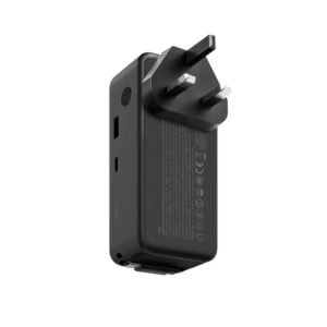 momax IP167 1-PAC+ 45W 10000mAh 3-in-1 Hybrid GaN Battery Pack with Built-in USB-C Retractable Cable 70cm - Image 4