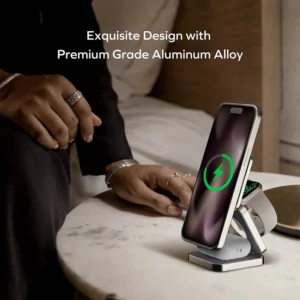 Retail packaging of the Momax UD31L2 Q2.Mag Go Qi2 3-in-1 Magnetic Wireless Charging Stand.
