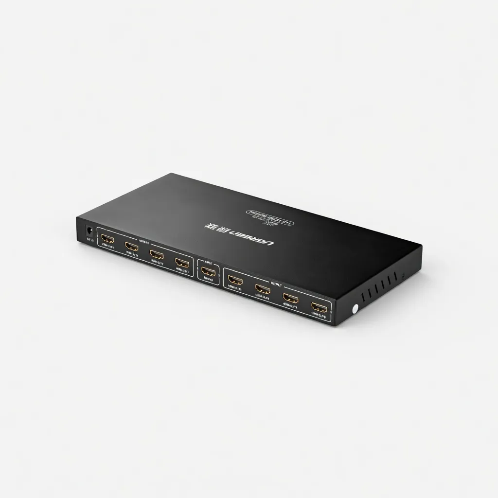 UGREEN 40203EU CM621 8-in-1 4K 30Hz HDMI Splitter