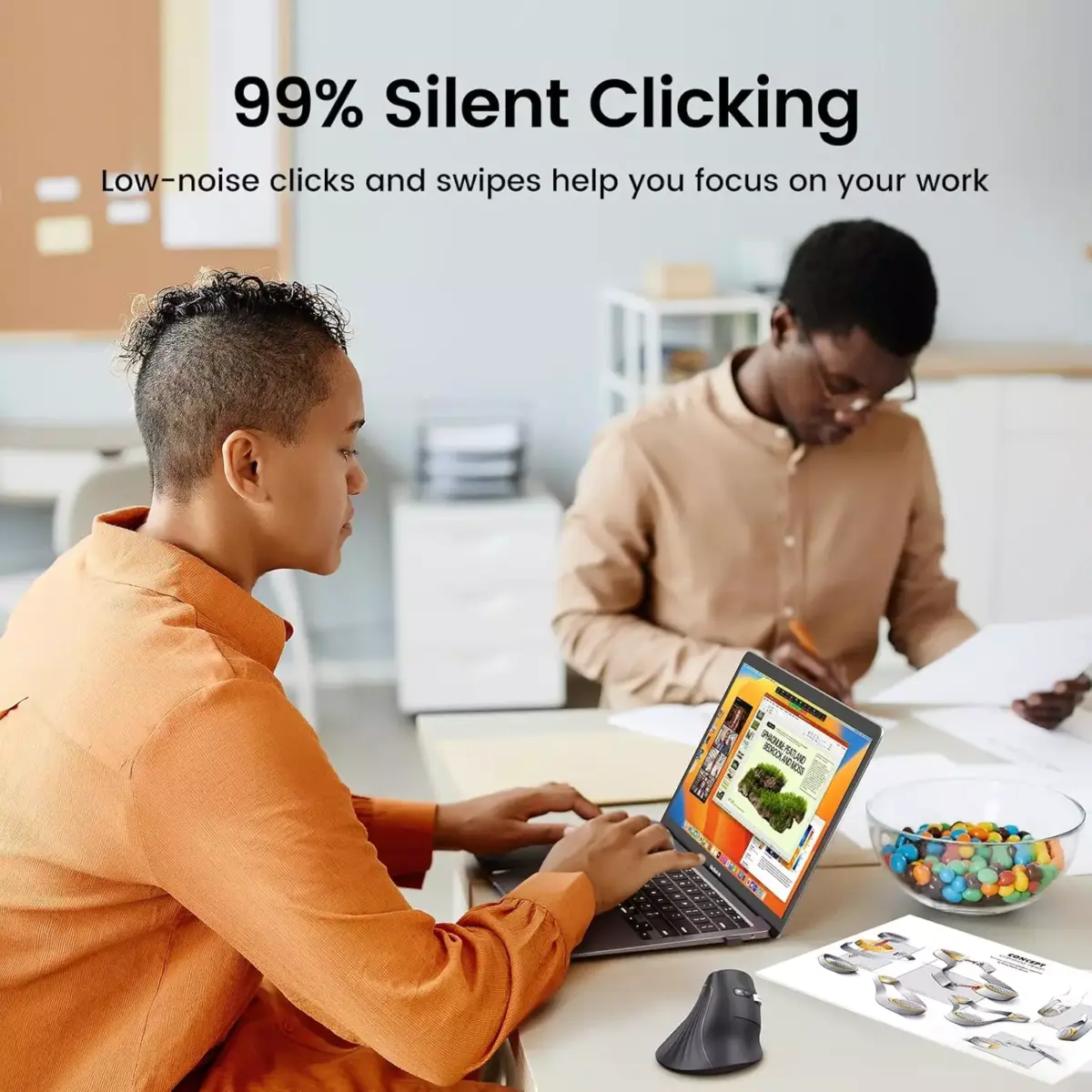 UGREEN 85081 MU008S Multi-Mode Wireless & Bluetooth Vertical Mouse - Image 5